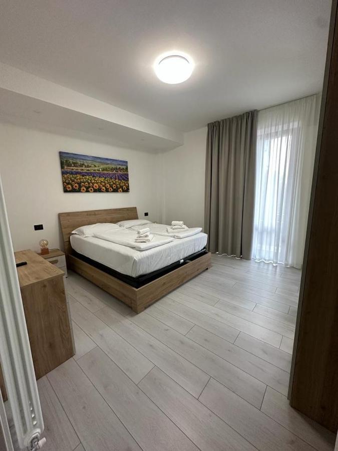 Cavour Apartment Center Bardolino Exterior foto